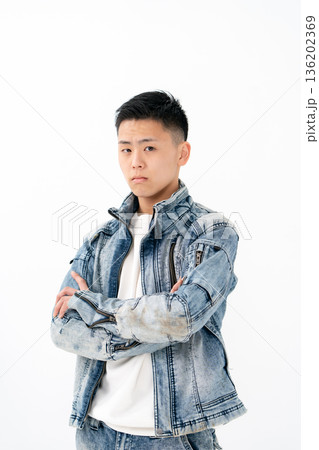 男性　10代　カジュアル 136202369