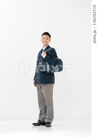 男子　高校生　制服　スクールバッグ 136202510
