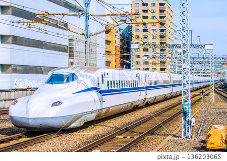 日本の横浜都市景観インバウンド続く…新横浜駅前の新幹線や横浜プリンスホテル(左)などを望む。新時代へ 日本の横浜都市景観インバウンド続く…新横浜駅前の新幹線や横浜プリンスホテル(左)などを望む。新時代へ 136203065