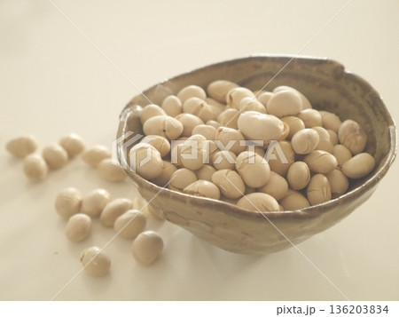 大豆　煎り大豆 136203834