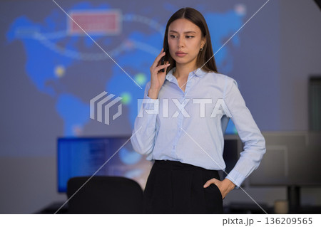 Confident Analyst in Security Operations Center Using Technology for Critical Monitoring 136209565