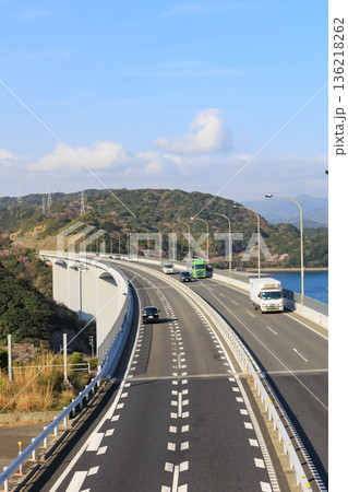 徳島県鳴門市　大鳴門橋 136218262
