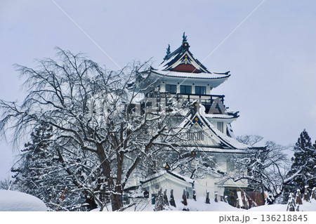 冬の横手城（秋田県・横手市） 136218845