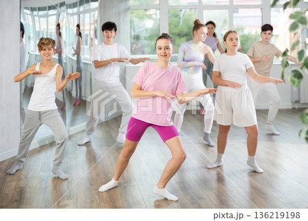 Group of children dancing jazz funk 136219198