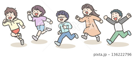 走る小学生の男の子と女の子のグループ 走る小学生の男の子と女の子のグループ 136222796