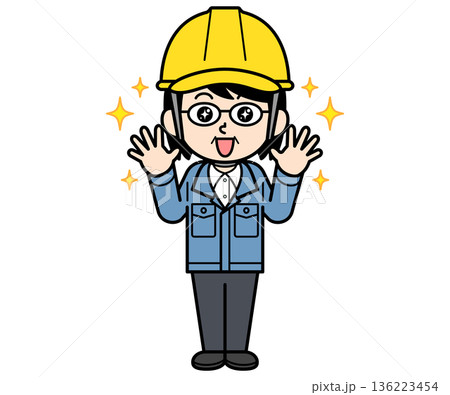 感激しているヘルメットをかぶった現場監督の中年女性 感激しているヘルメットをかぶった現場監督の中年女性 136223454