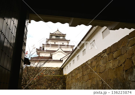 会津若松市 鶴ヶ城表門（鉄門） 136223874