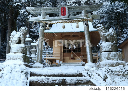 赤猪岩神社 15 赤猪岩神社 15 136226956