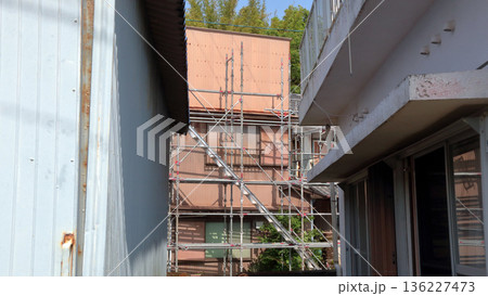 建築足場外壁張替え板金ブリキ工事 136227473