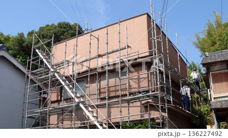 建築足場外壁張替え板金ブリキ工事 建築足場外壁張替え板金ブリキ工事 136227492