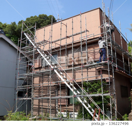 建築足場外壁張替え板金ブリキ工事 建築足場外壁張替え板金ブリキ工事 136227496