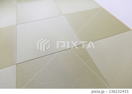 住宅イメージ　新築住宅　敷き詰めた和紙畳　琉球畳 136232455