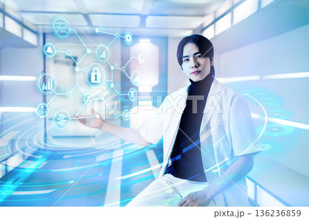 ホログラム上のセキュリティネットワークを提示する白衣の日本人研究者 136236859