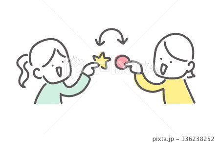 シール交換をする女性達　2人 136238252