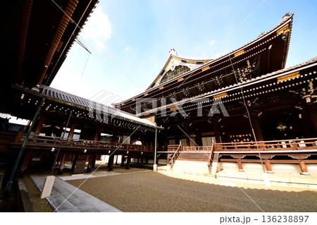 京都府 東本願寺・御影堂(重要文化財) 京都市 下京区 常葉町 2022年2月 京都府 東本願寺・御影堂(重要文化財) 京都市 下京区 常葉町 2022年2月 136238897