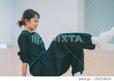 dance practice dance practice 136239024