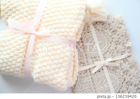 ふわふわレースのクロスたち 136239420