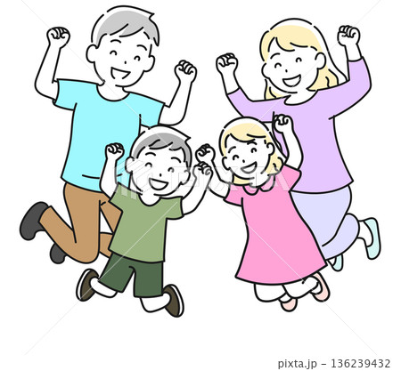 ジャンプする四人家族　ファミリー 136239432