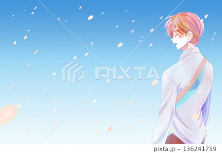 幸せそうに笑う男性 お出かけ 桜吹雪 横長 青空 幸せそうに笑う男性 お出かけ 桜吹雪 横長 青空 136241759