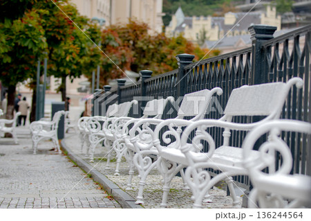 Karlovy Vary 136244564