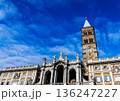 快晴の空をバックに従えるサンタ・マリア・マッジョーレ大聖堂 136247227