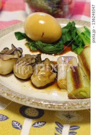 焼いた海のミルクと呼ばれるほど栄養価が高い牡蠣 136249347