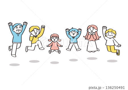 ジャンプする二世帯家族のイラスト 136250491