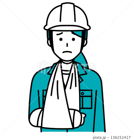 右腕を骨折している作業員の女性 136252417