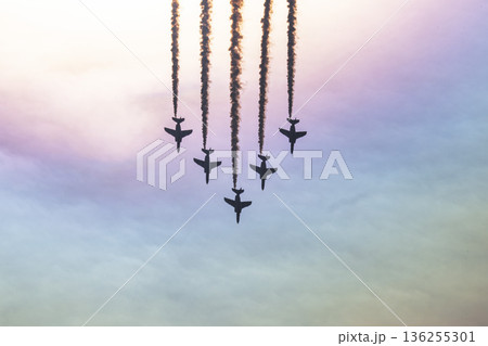 航空自衛隊松島基地のブルーインパルス 宮城県東松島市 航空自衛隊松島基地のブルーインパルス 宮城県東松島市 136255301