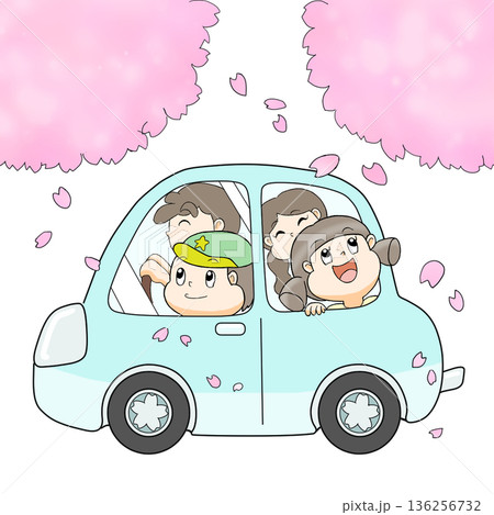 春にドライブをする家族 136256732