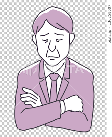 腕組みをして悩む中年男性 腕組みをして悩む中年男性 136259607