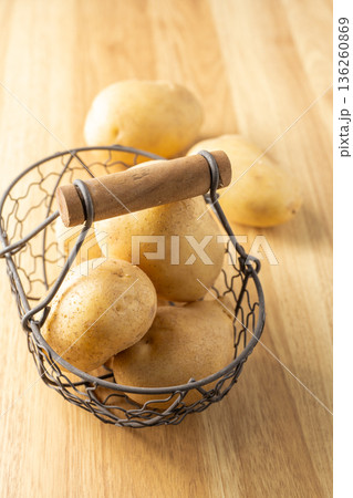 potatoes 136260869