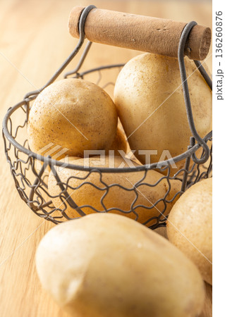potatoes potatoes 136260876