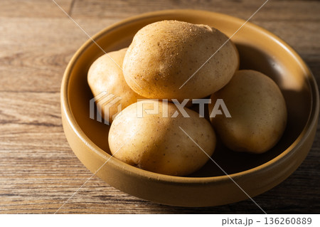 potatoes potatoes 136260889