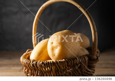 potatoes potatoes 136260896