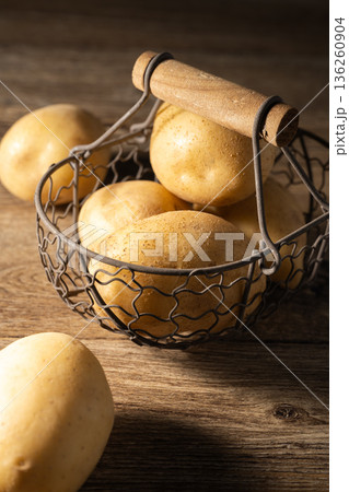 potatoes 136260904