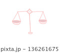 シンプルな天秤のイラスト 136261675