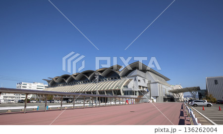 快晴の空のマリンメッセ福岡 快晴の空のマリンメッセ福岡 136262004