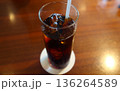 カフェのアイスコーヒー 136264589