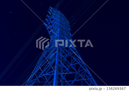 夜の鉄塔 136269367