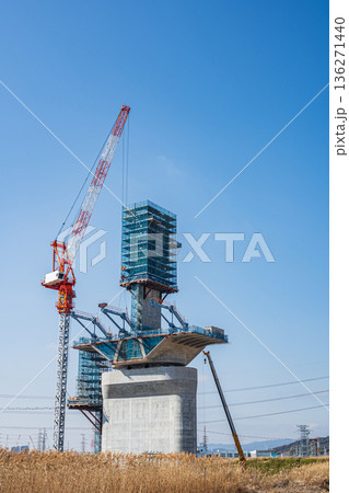 新名神高速道路建設工事　大阪府高槻市 136271440