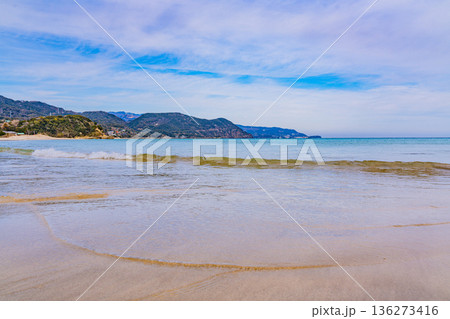 （静岡県）伊豆・白浜海岸、ビーチ、冬 136273416
