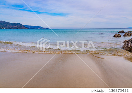 （静岡県）伊豆・白浜海岸、ビーチ、冬 136273431