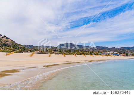 （静岡県）伊豆・白浜海岸、ビーチ、冬 136273445