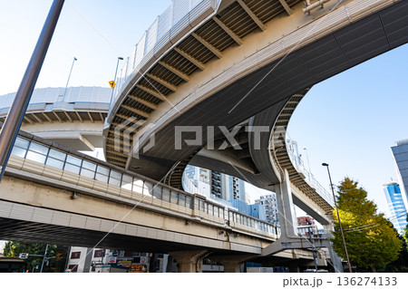 首都高速4号新宿線の西新宿JCT付近を散策　東京都新宿区西新宿 136274133