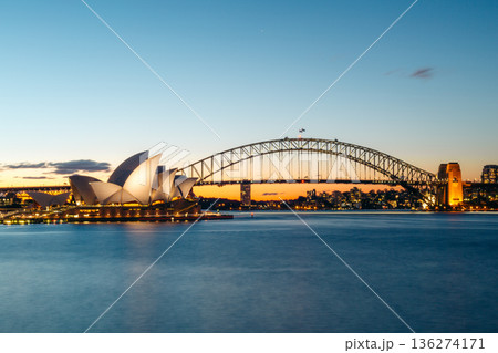 Sydney, iconic landmarks of Australia. Sydney, iconic landmarks of Australia. 136274171