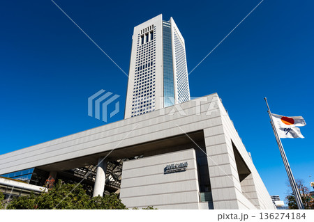 新国立劇場オペラパレスと東京オペラシティ　東京都渋谷区本町 136274184