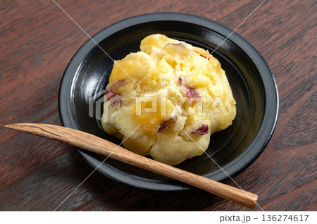 愛知県の郷土料理、鬼まんじゅう 136274617