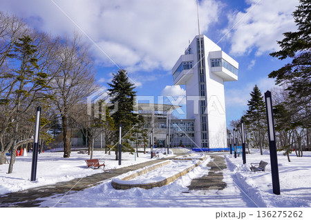 苫小牧市緑ヶ丘公園展望台・冬 136275262