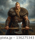 斧を持つヴァイキング 136275343